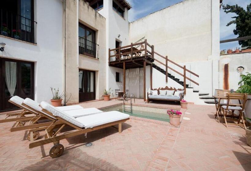 تختخواب و صبحانه Casa Bombo