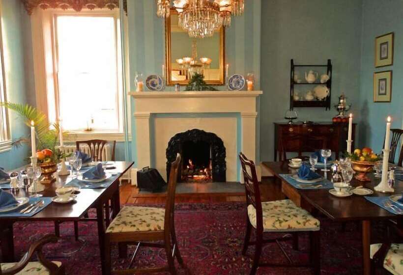 Bed and Breakfast The Essex Inn