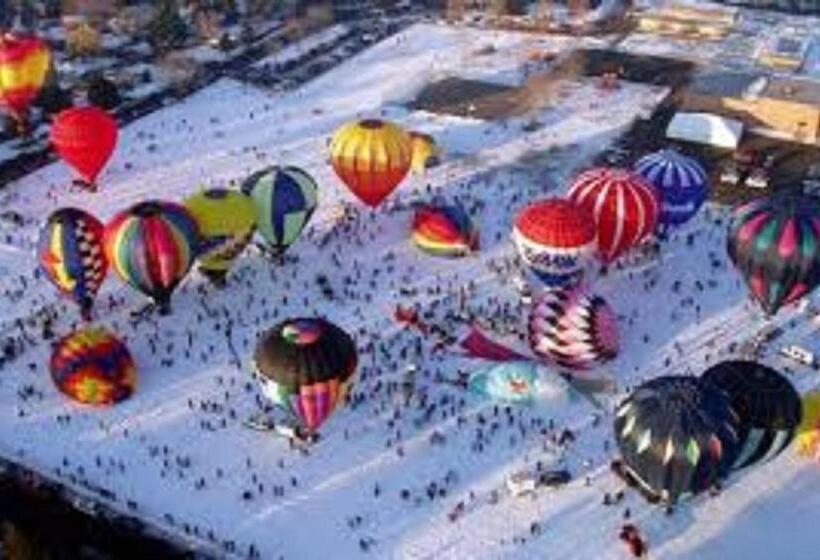 مبيت وإفطار The Outing Lodge