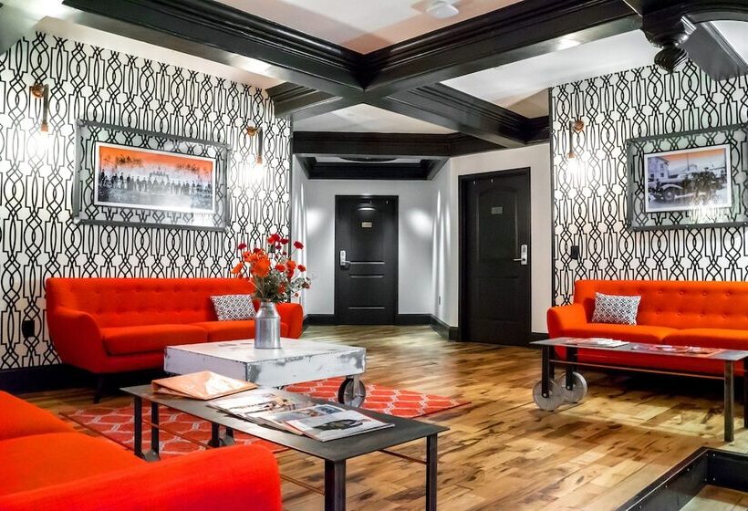 فندق City Hall Grand