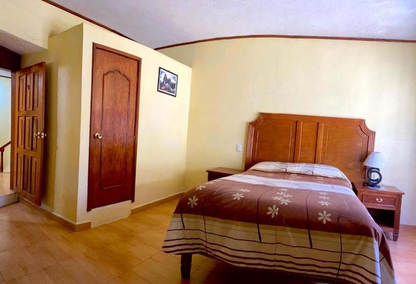 فندق Posada Castillo