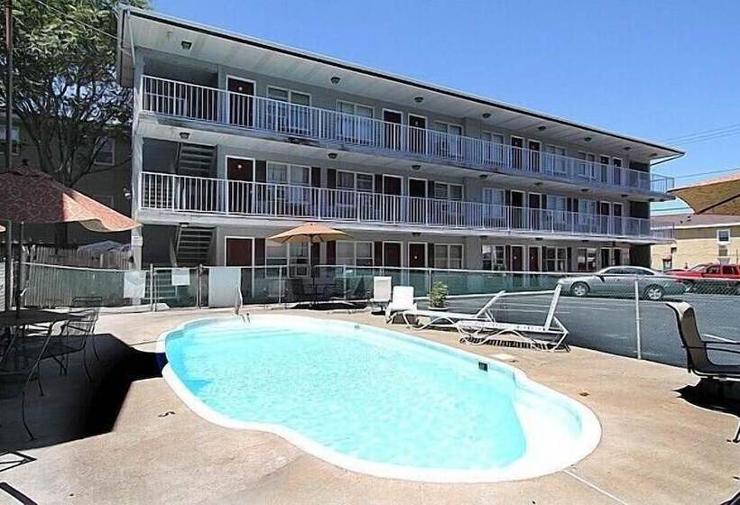 Sea Gem Motel And Apartments