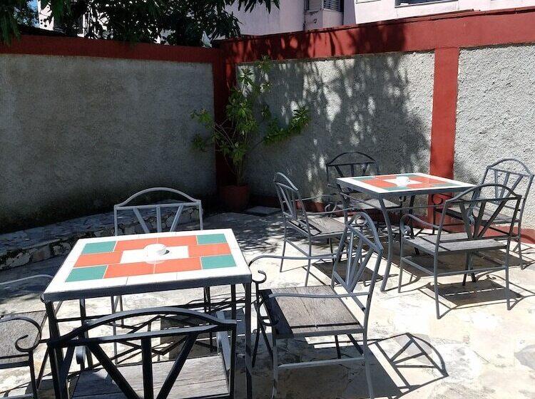 Hostal Los Jasmines