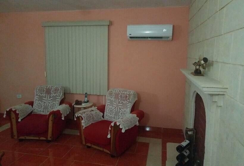 Hostal Los Jasmines