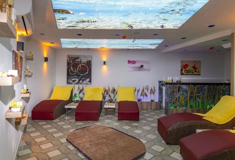 فندق Relax Beach