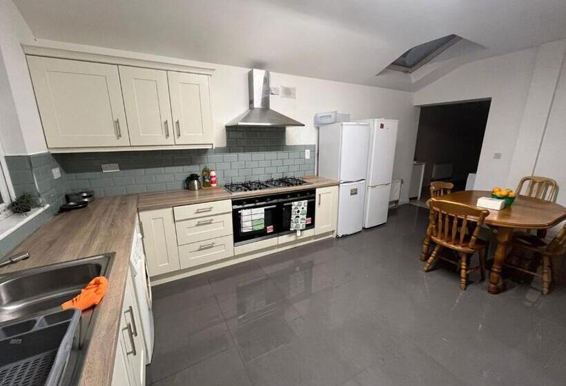 مبيت وإفطار Cama Doble Con Baño Privado D24