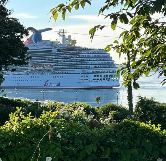 مبيت وإفطار Lynwood House