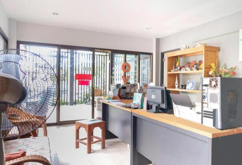 هتل Oyo 567 U Residence