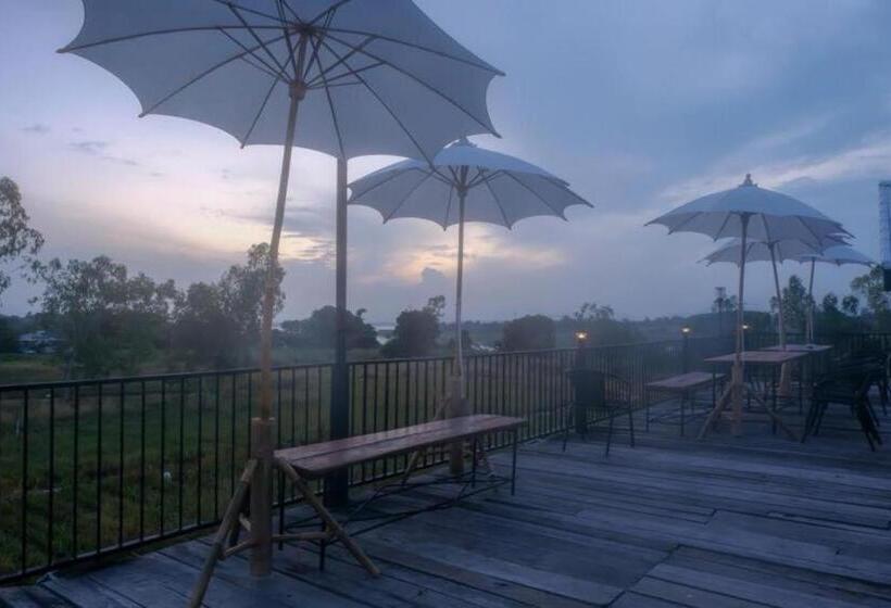 Riverhills Resort