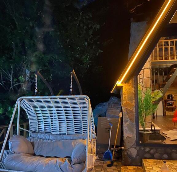 住宿加早餐  Bukrasuitbungalow