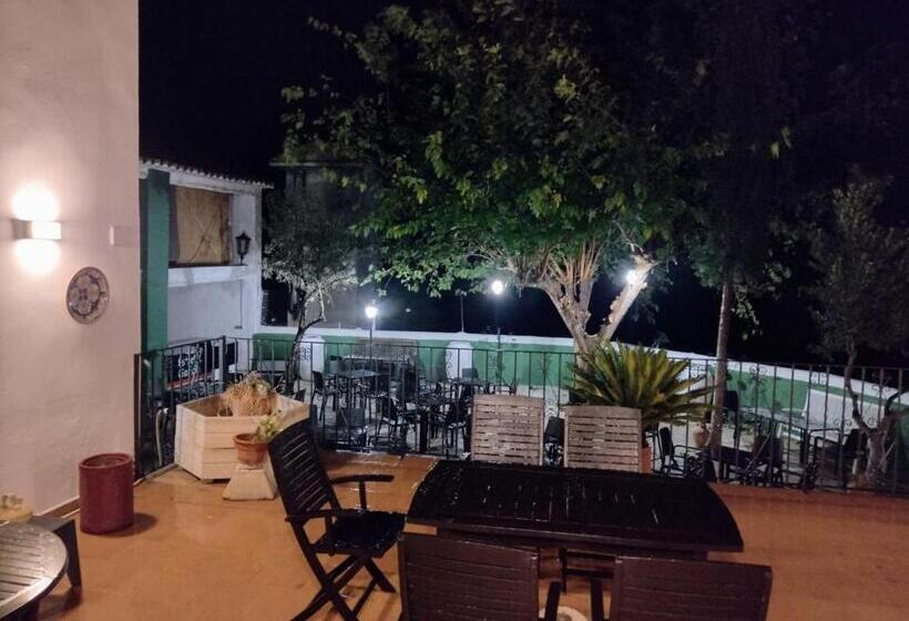 El Albergue De Jalance