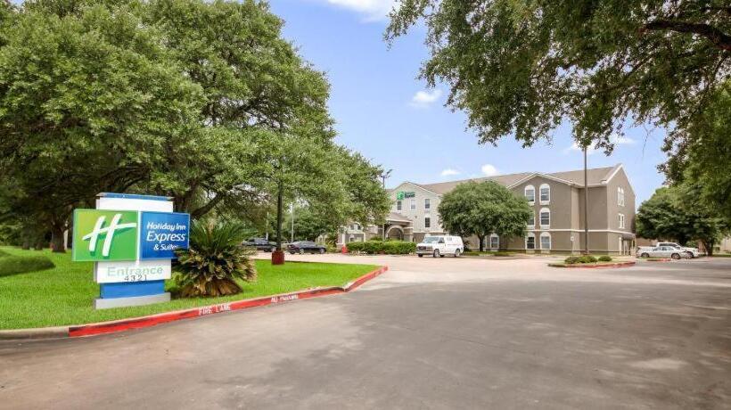 Holiday Inn Express Hotel & Suites Columbus