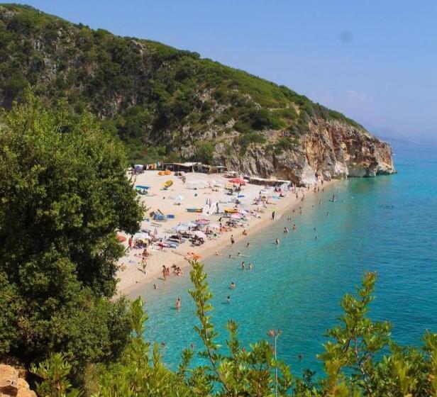 هتل Grecce