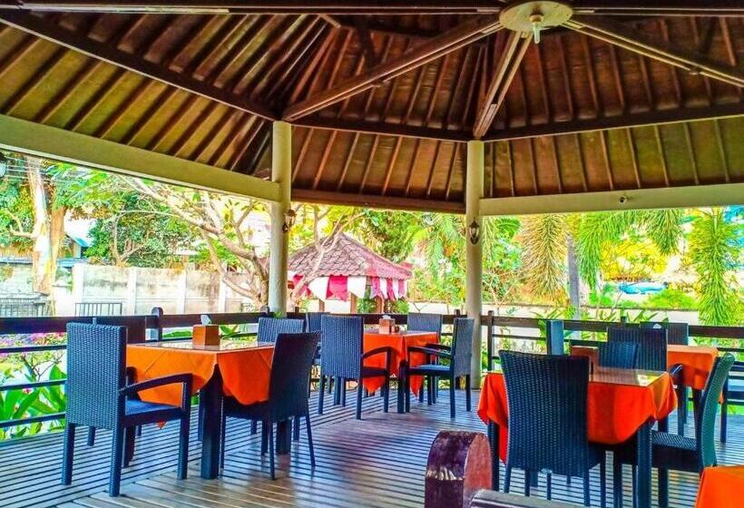فندق Oyo 1508 Mascot Beach