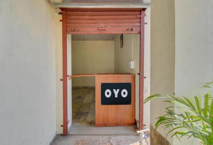 ホテル Oyo Pratik Lodging