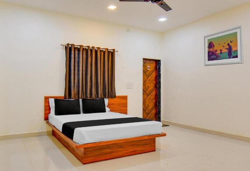 ホテル Oyo Pratik Lodging