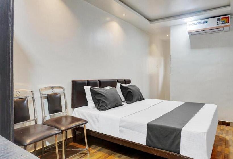 בית מלון כפרי Oyo Sagar Lodging