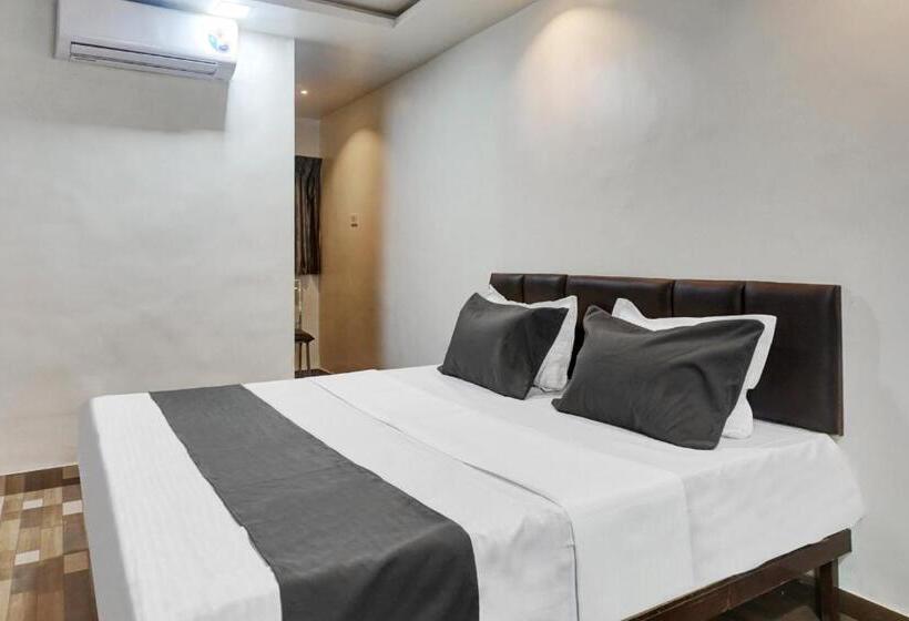 בית מלון כפרי Oyo Sagar Lodging
