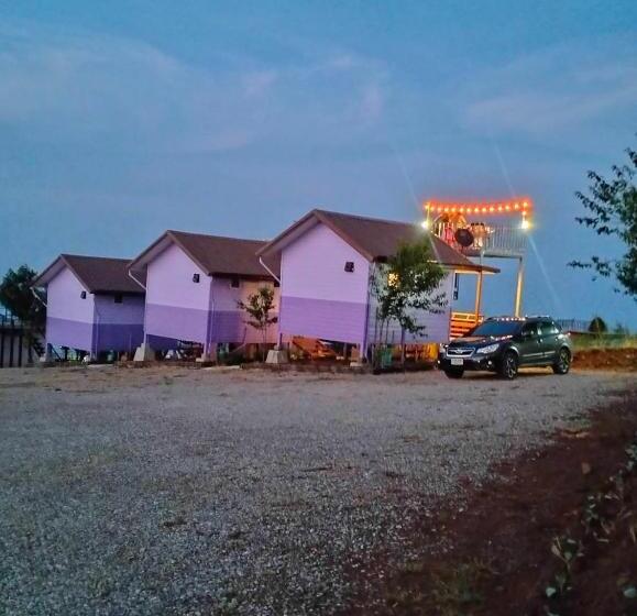 هتل Rai Saeng Tawan At Phu Thap Buek