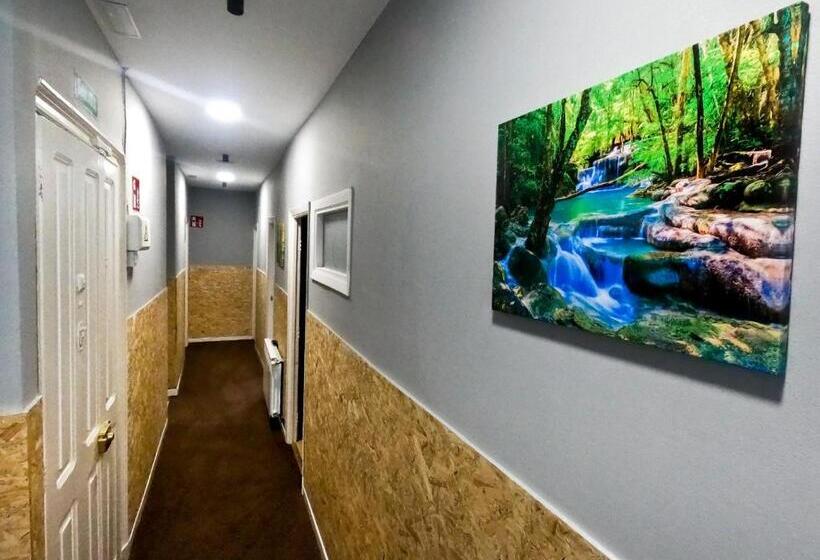 پانسیون W14 Hostales