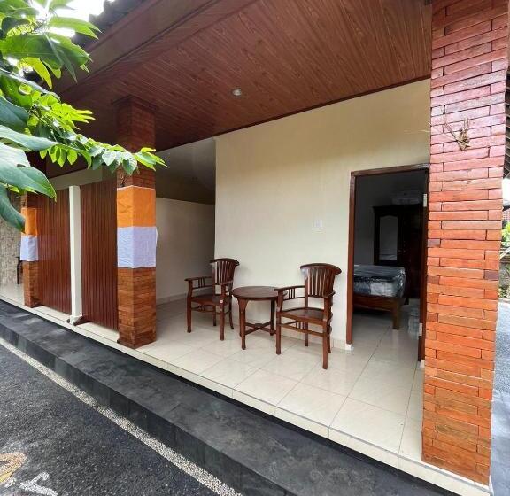 Пансион Wisuda Guest House