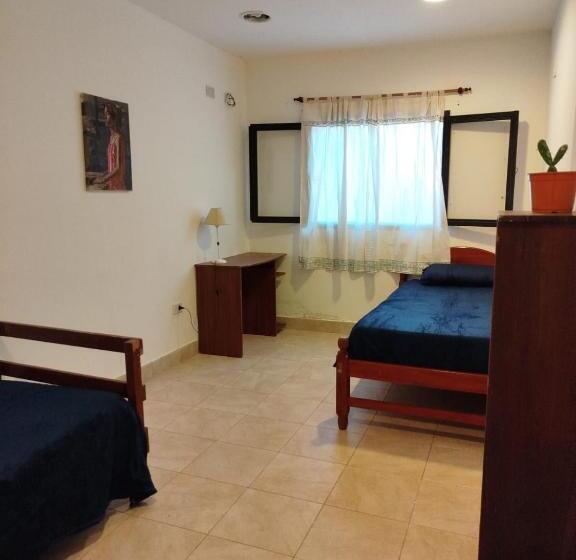 Hostel Custom