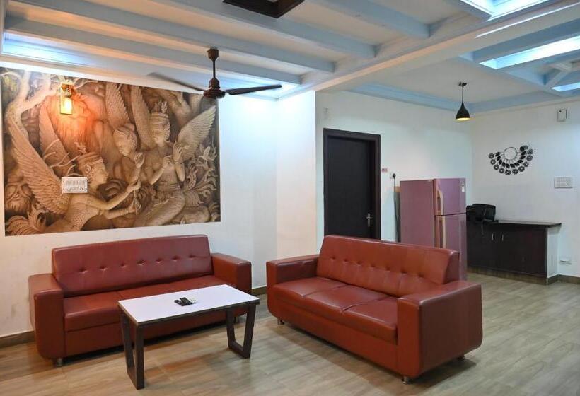 בית מלון כפרי Acy Apsara