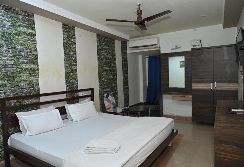 בית מלון כפרי Acy Apsara