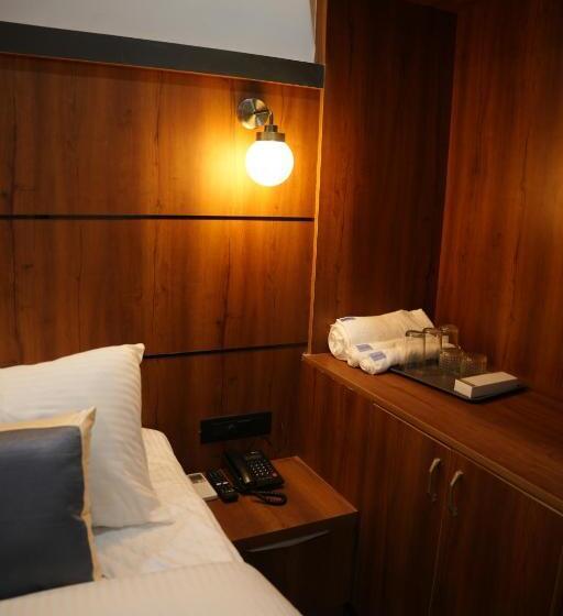 酒店 Sarvam Residency
