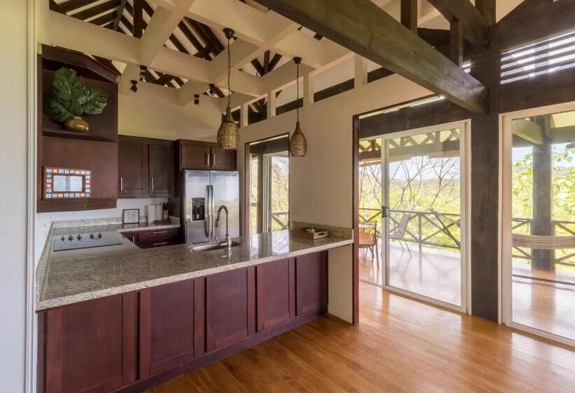 Отель Skycloud Bungalows Amazing Mountain And Ocean Views