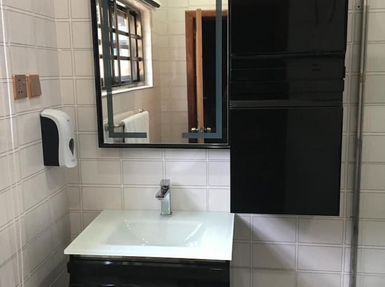 ペンション 247 Executive Lodge