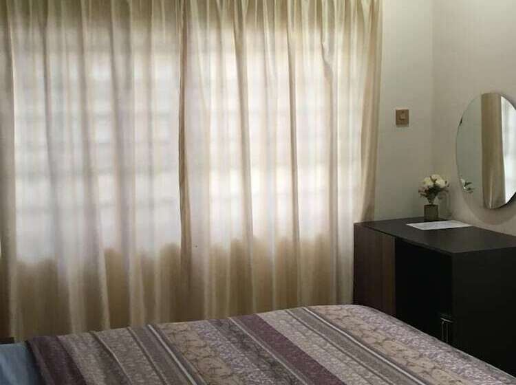 ペンション 247 Executive Lodge