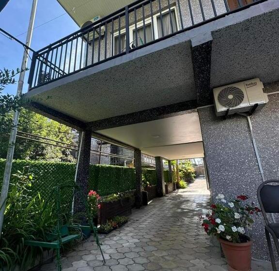 پانسیون Family Hotel 464