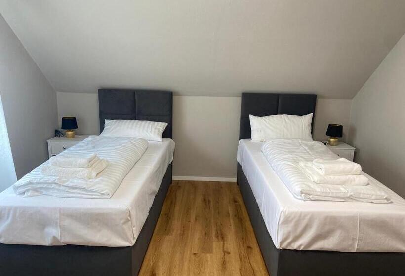 ペンション Repeat Racing Rooms