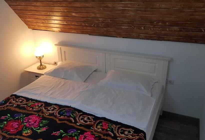 פנסיון River Song Inn