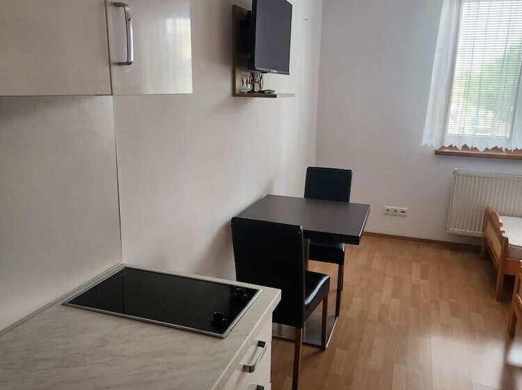 Radio Hotel Bratislava