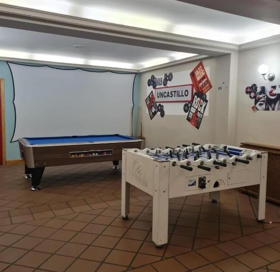 Bar Restaurante Albergue De Uncastillo