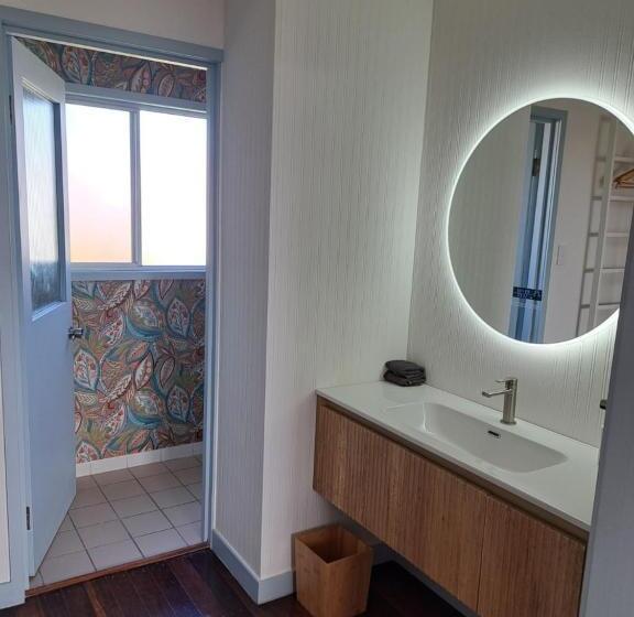 Bed and Breakfast Brisbane 1960s Pool House