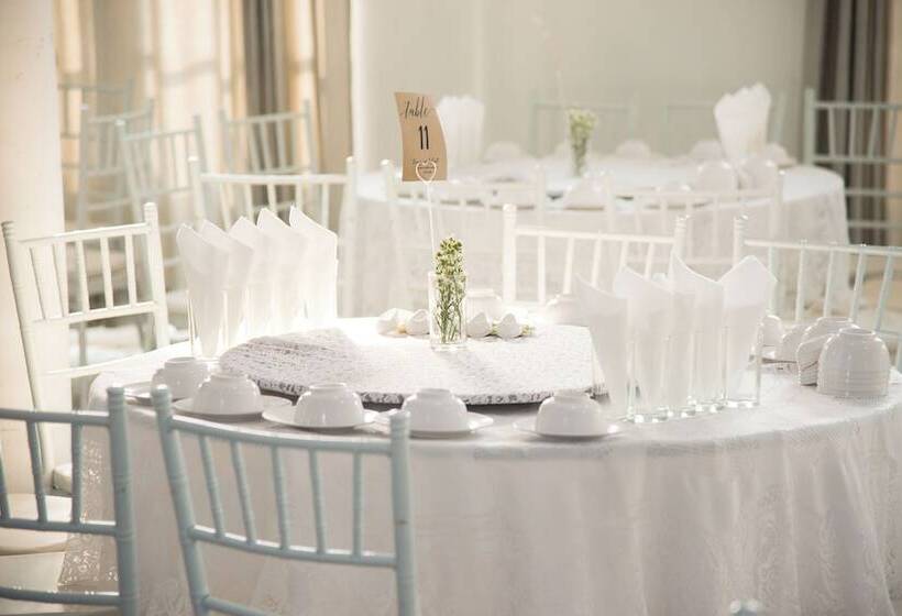 ホテル Bananaleaf Wedding Cafe & Resort