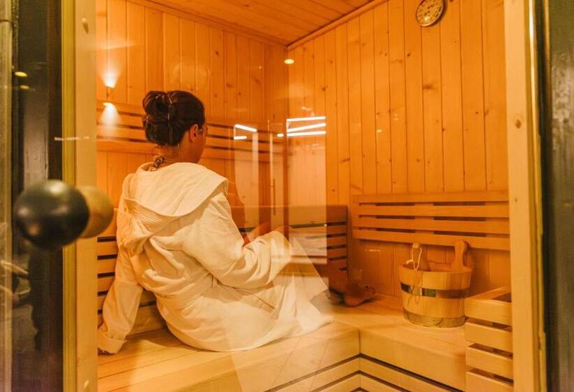 호텔 Garesio Wine Resort