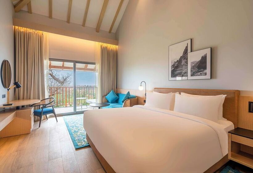 בית מלון כפרי Radisson Resort Hatgad Saputara