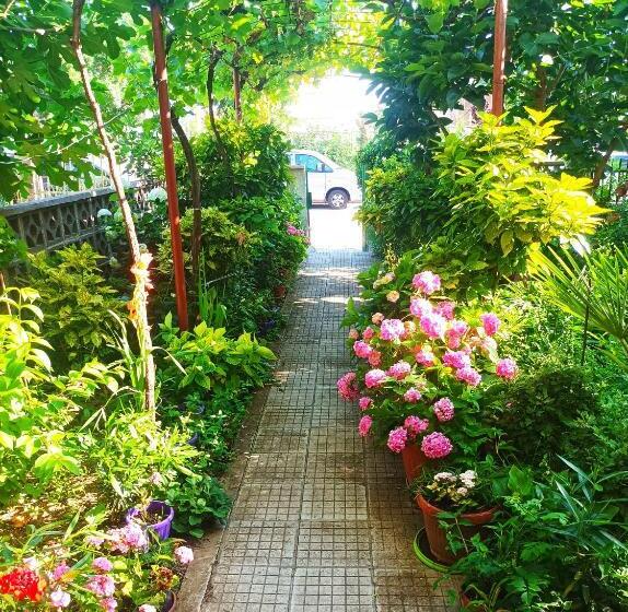 پانسیون Heidi S   Summer Villa Primorsko