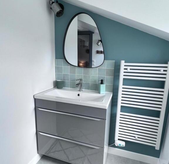 פנסיון Maison Biscaya , La Chambre 2e étage