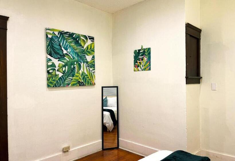 Echo Zen Hostel