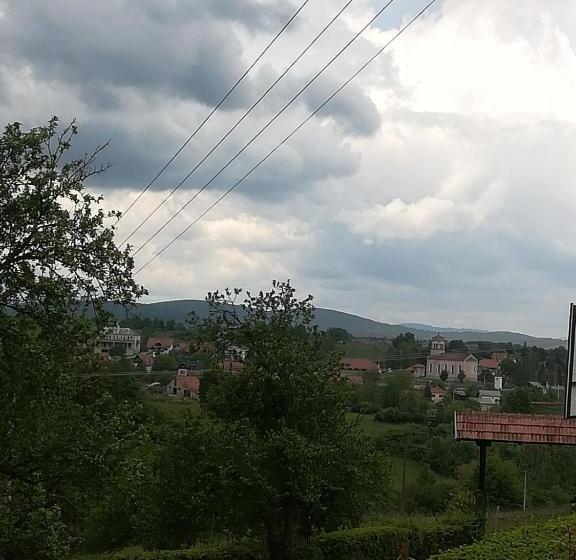 تختخواب و صبحانه Kuća Marić