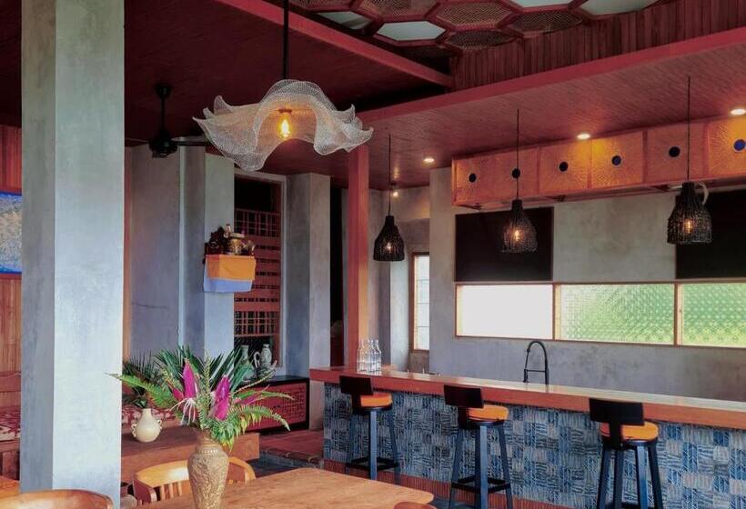 住宿加早餐  Omantra Home Bali