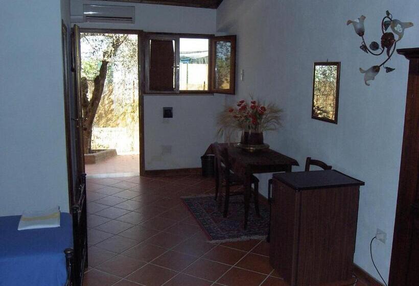 هتل Agriturismo Il Borghetto