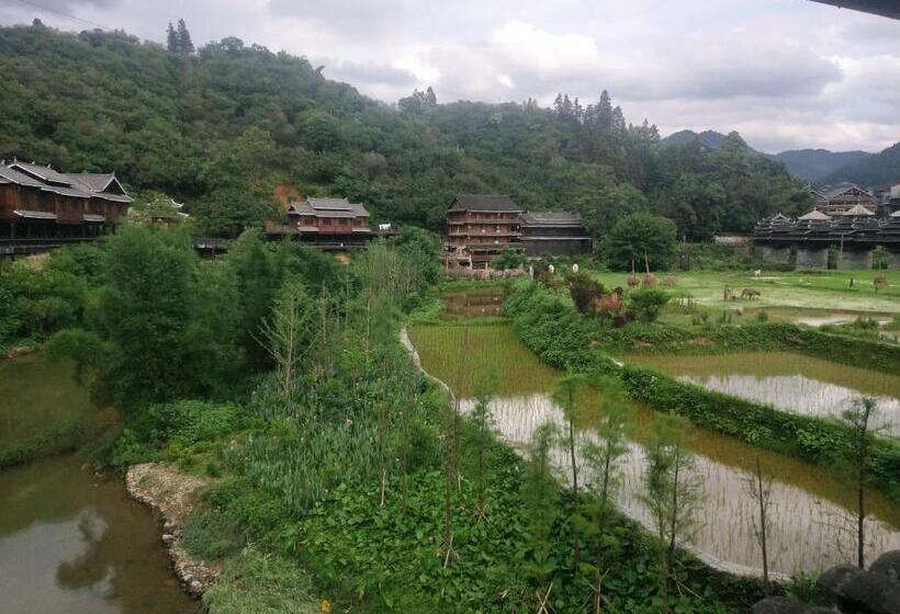 Hotelli Bridge View Boutique Guesthouse 望桥楼精品民宿