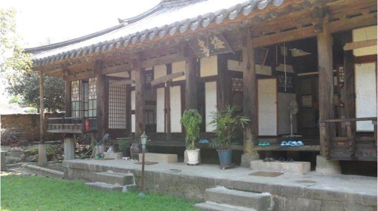 بنسيون Goseong Choi Pilgan`s Old House