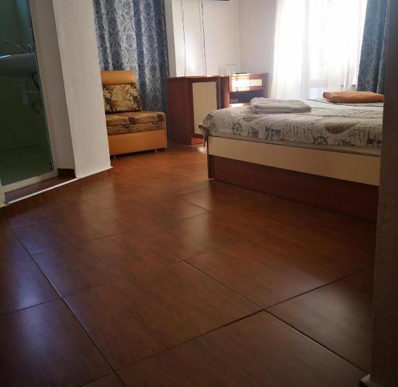 پانسیون Guest House Petrovi